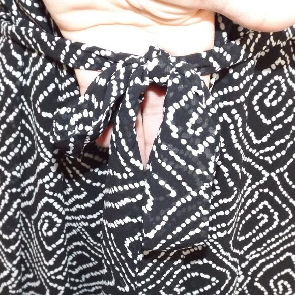 LOFT Dress, S, Black/White Geo print, 2 piece/Slip, Sash Belt, Short Sleeves - Picture 2 of 13
